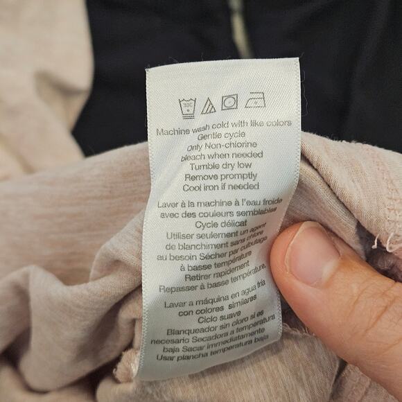 Danskin Long Sleeve Tops Women XL Lot of 2 Black Pink Lightweight Active Casual - Picture 7 of 8